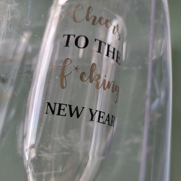 Icing. New years champagne glass flute set of 4 - Picture 2 of 7